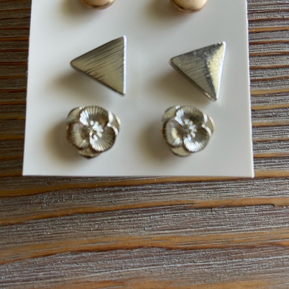 Lot of 5 post style earrings - Picture 3 of 4